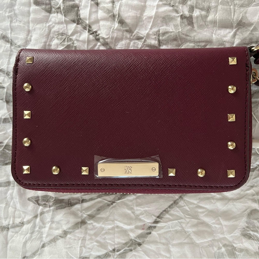 NY & C Burgundy Zip Wallet NWT